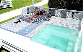 Ow Andros Luxury Suites